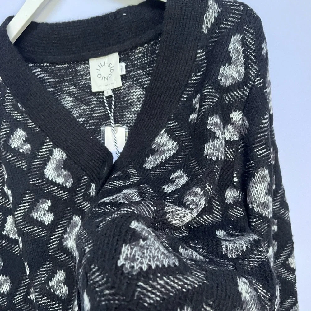 NWT Anthropologie Lili Sidonio x Molly  Hearts  Black/ White Cardigan, L